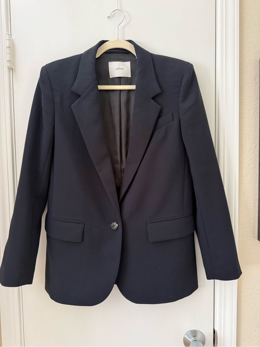 Aritzia Wilfred Black Single-Button Women's Blazer, Size XS - Picture 2 of 6
